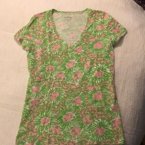 Lilly Pulitzer V neck T-shirt